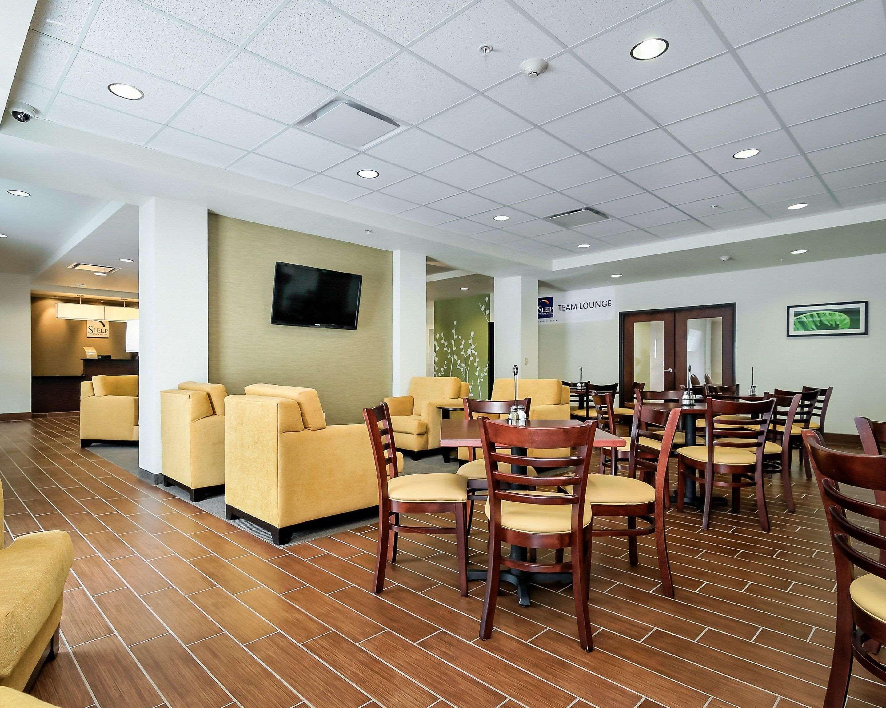 Sleep Inn & Suites - Fort Scott Buitenkant foto