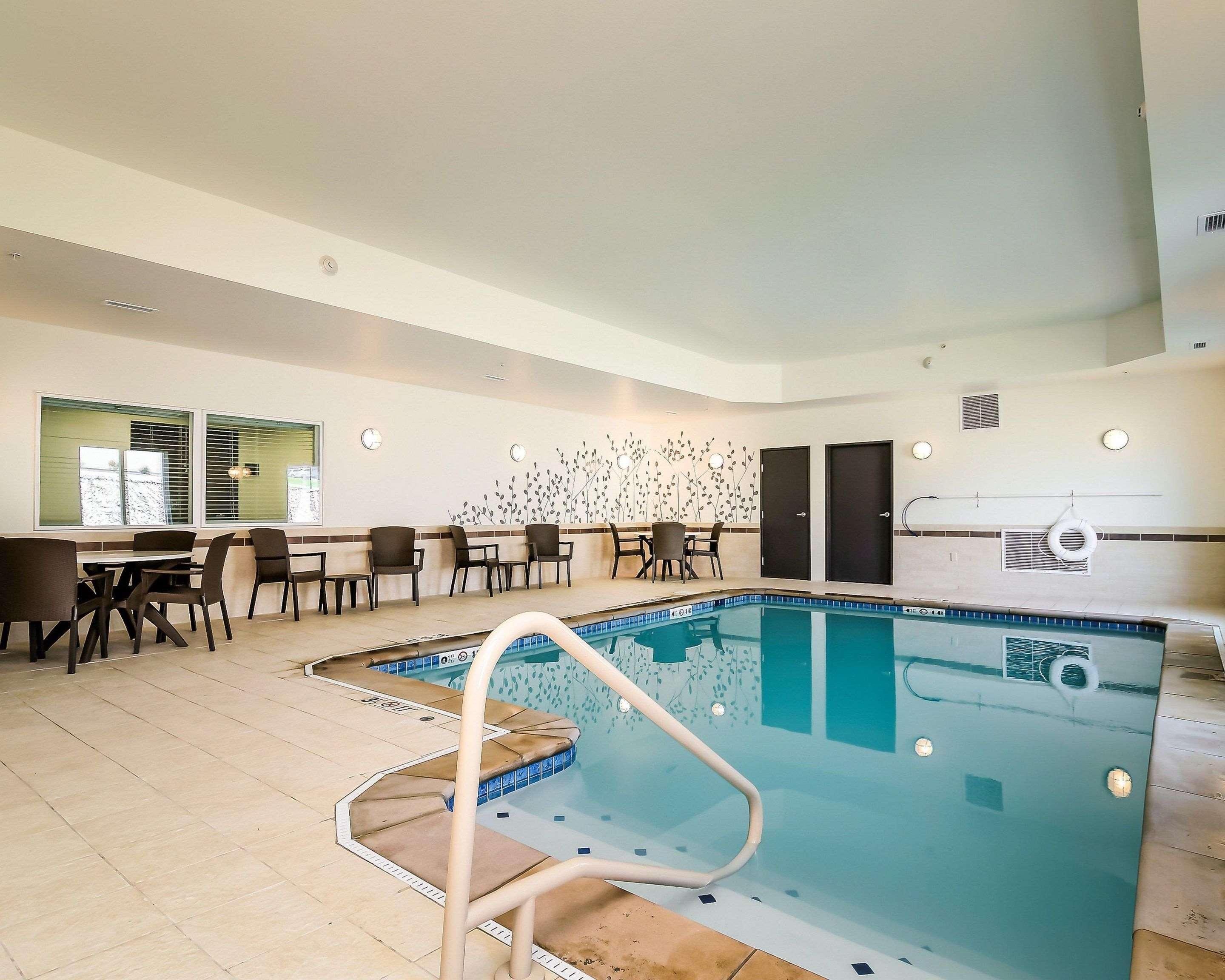Sleep Inn & Suites - Fort Scott Buitenkant foto