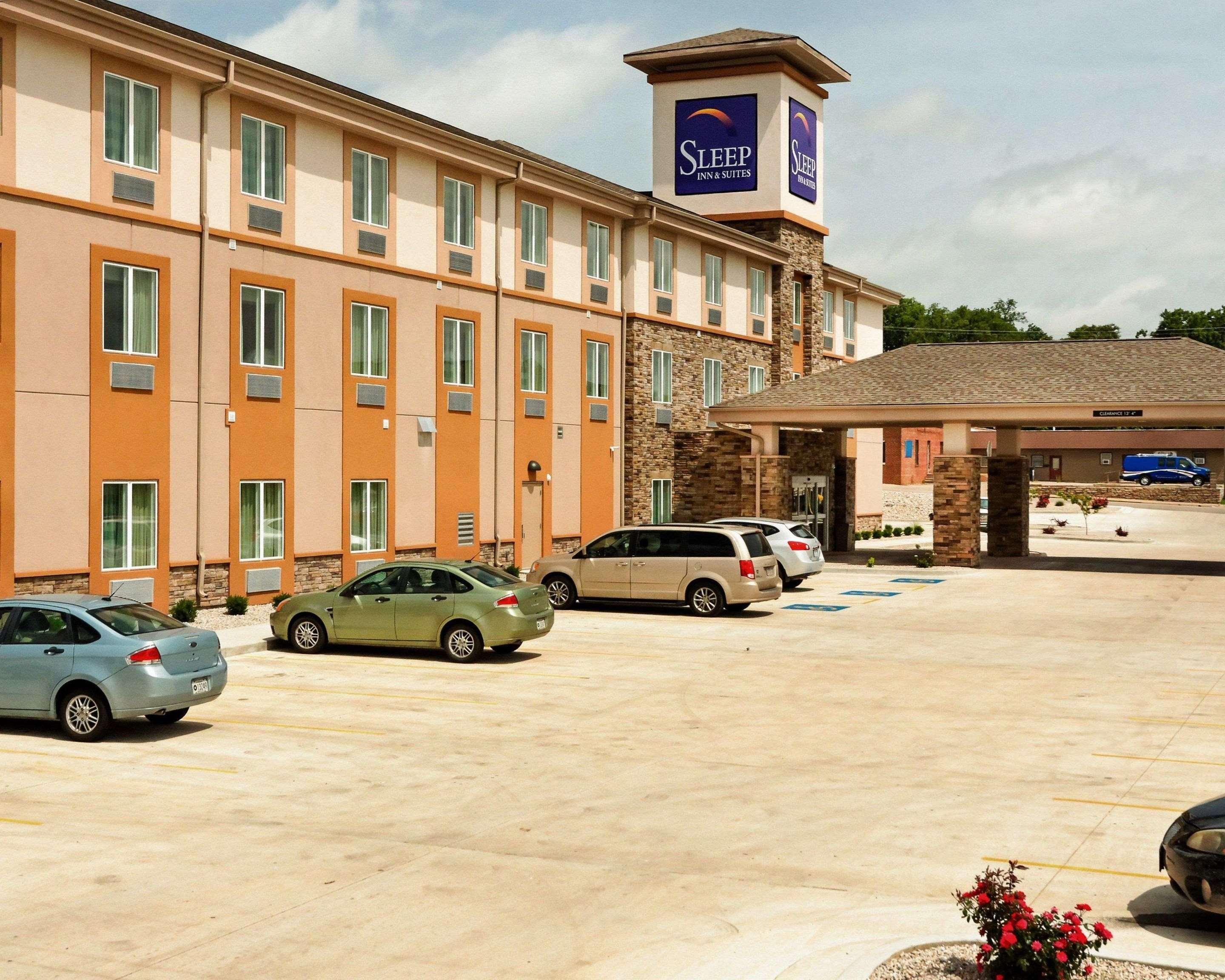 Sleep Inn & Suites - Fort Scott Buitenkant foto